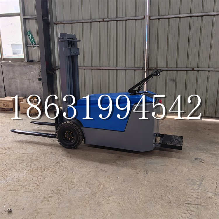 灯塔市全电动叉车插腿式堆高车液压装卸车1.5吨升高小型站驾式铲车